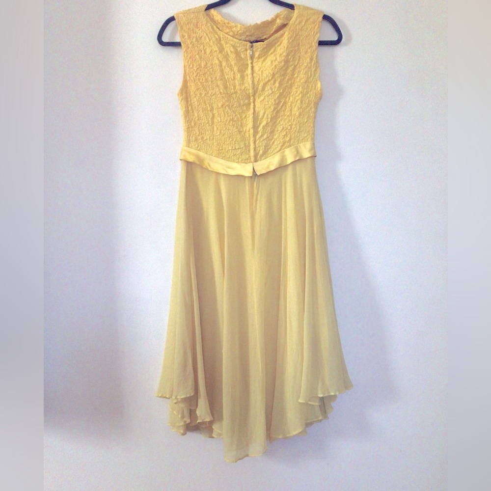 Vintage Ranelle Flutter Dress🌼 - Picture 6 of 8